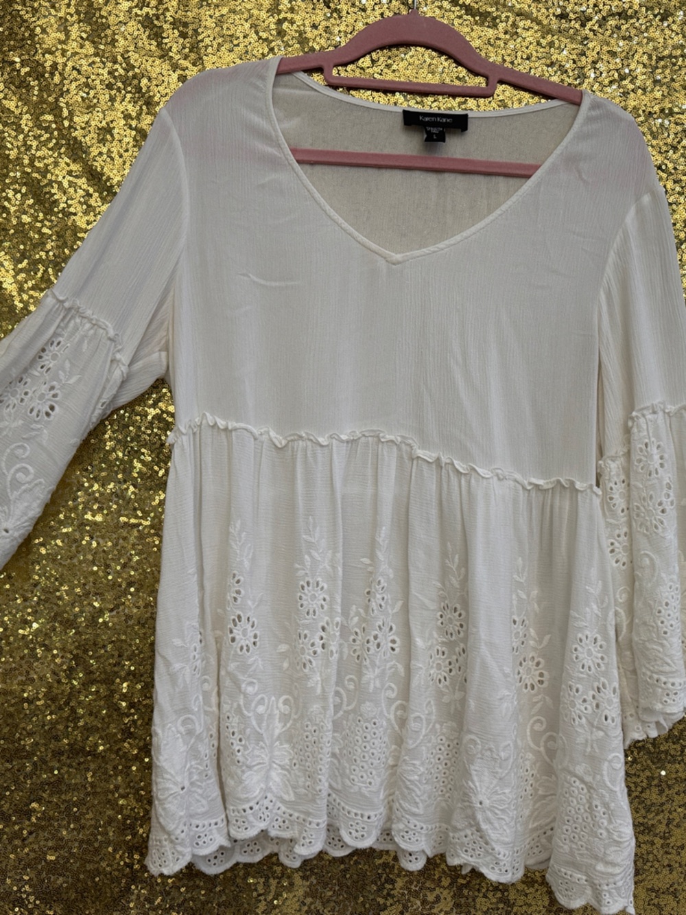 Great Condition Karen Kane Women’s Eyelet Blouse Top Bell Sleeves Large Ivory